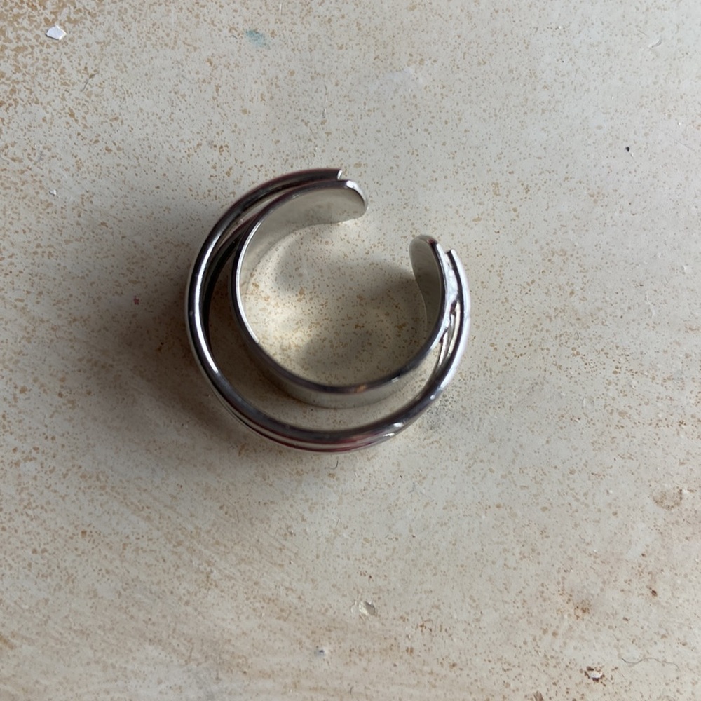 Silver Modern Design Ring - Picture 2 of 6